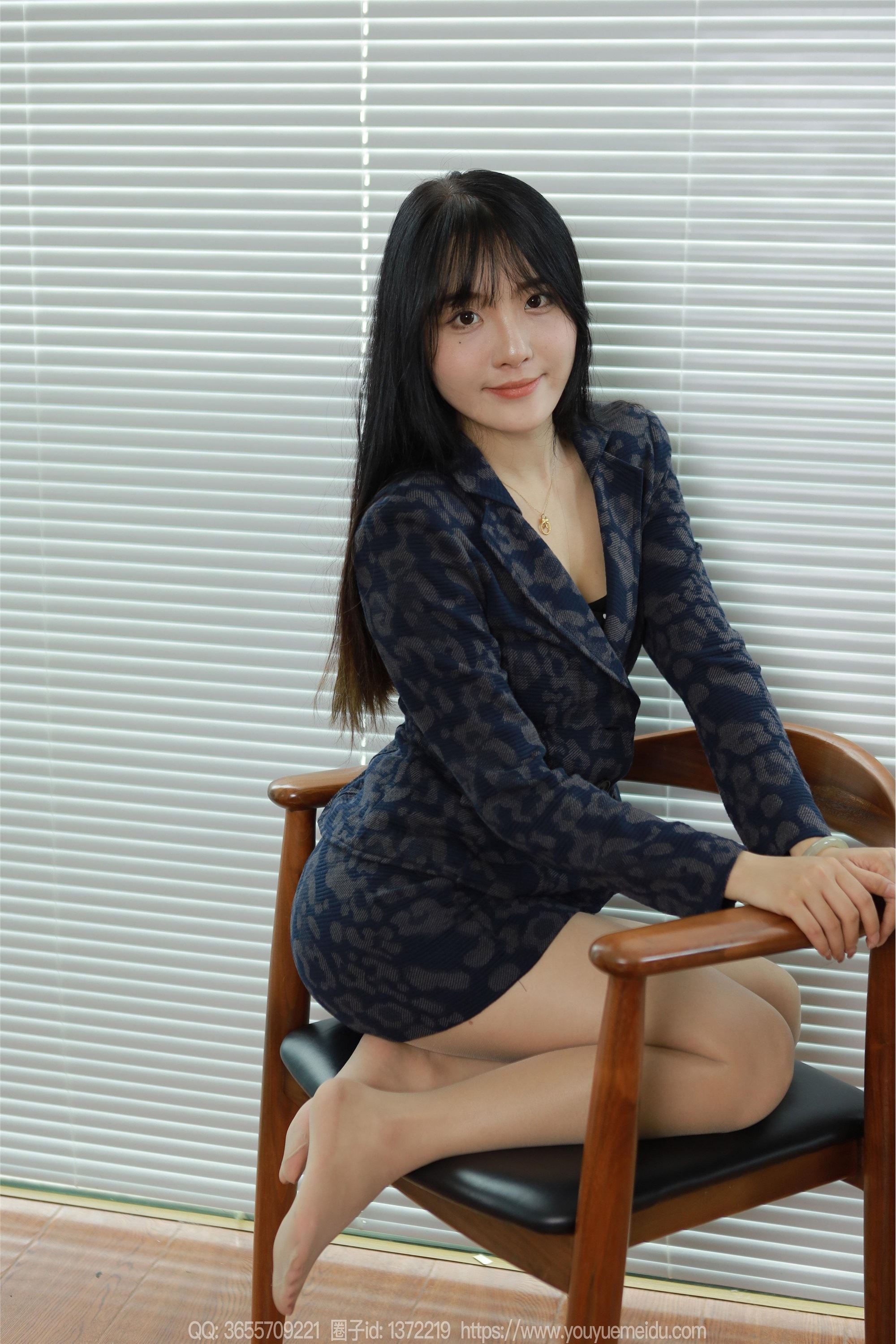 IESS异思趣向  2024.08.14 丝享家 1819 婉萍《阳光OL(下）》